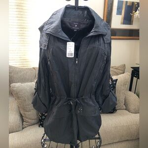 🧥 Black Anorak Detachable Hooded Jacket.